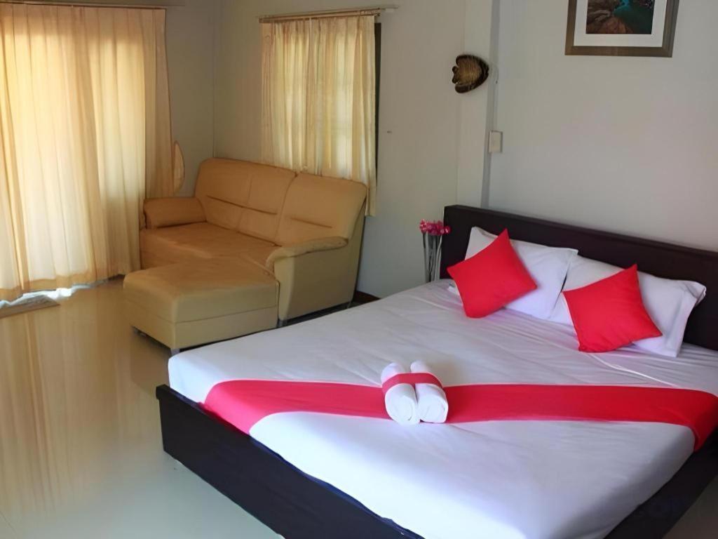 Plaifah Resort Ubon Song Khon Exteriör bild