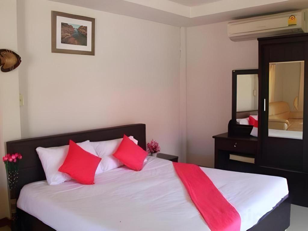 Plaifah Resort Ubon Song Khon Exteriör bild