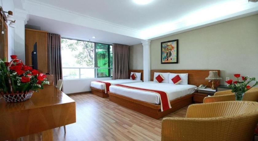 Plaifah Resort Ubon Song Khon Exteriör bild