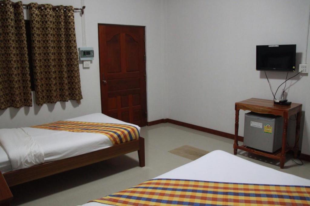 Plaifah Resort Ubon Song Khon Exteriör bild
