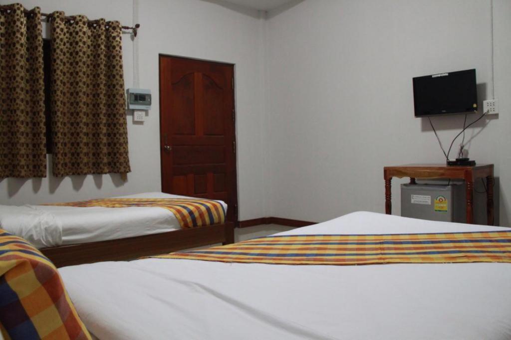 Plaifah Resort Ubon Song Khon Exteriör bild