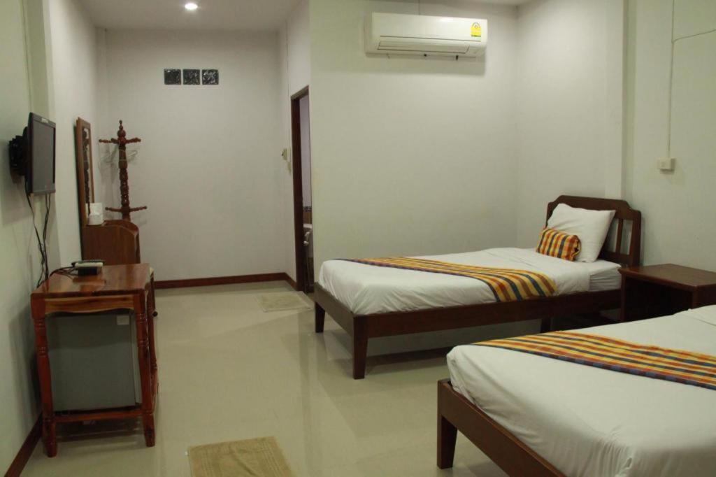 Plaifah Resort Ubon Song Khon Exteriör bild