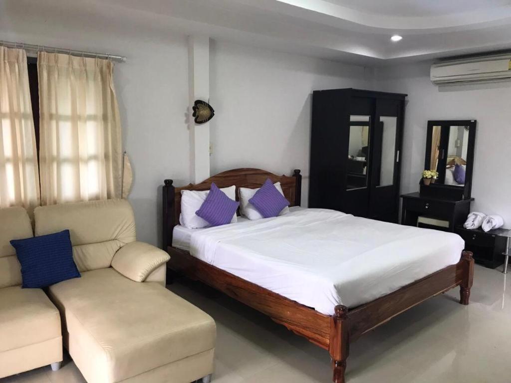 Plaifah Resort Ubon Song Khon Exteriör bild