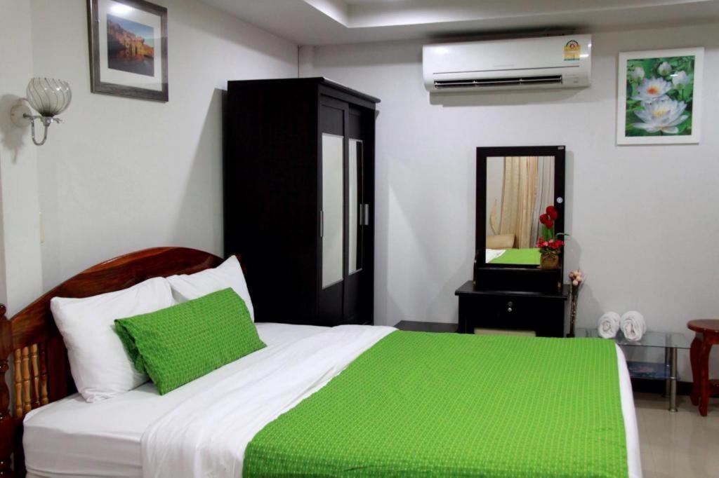 Plaifah Resort Ubon Song Khon Exteriör bild