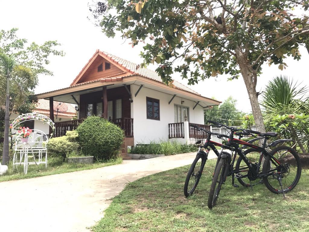 Plaifah Resort Ubon Song Khon Exteriör bild